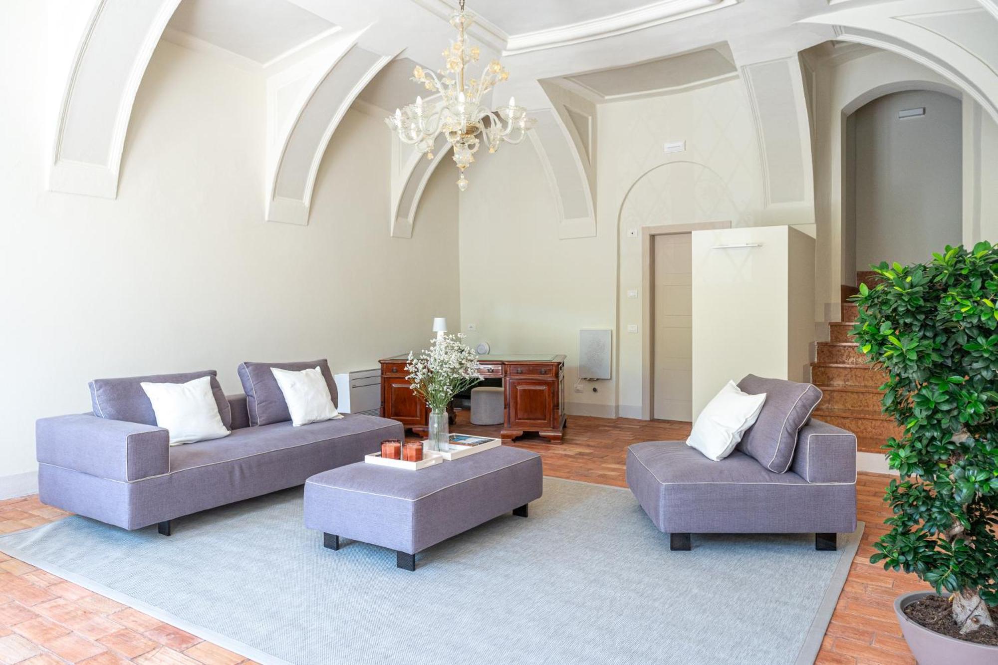 The Lake Suites Com - Luxury Stay In Λατζίζε Εξωτερικό φωτογραφία